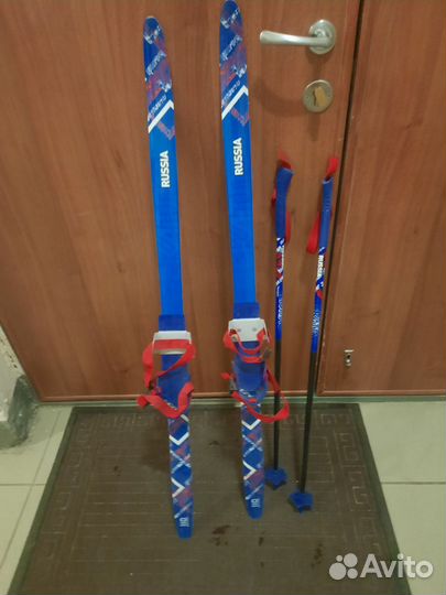 Беговые лыжи детские