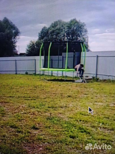 Батут с защитной сеткой бу