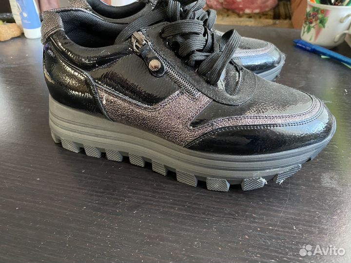 Полуботинки