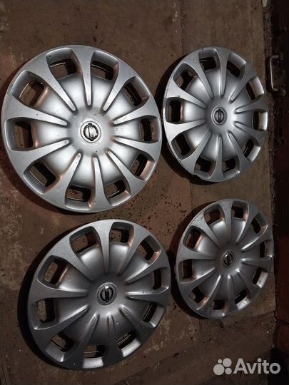 Колпаки Nissan r15