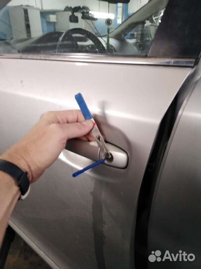 Вскрытие замков дверей. Прикуривание авто