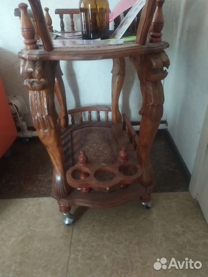 Столик тележка