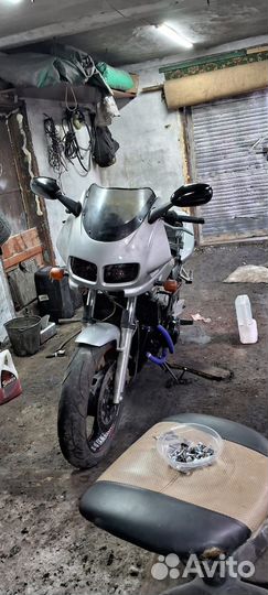 Yamaha FZ 400