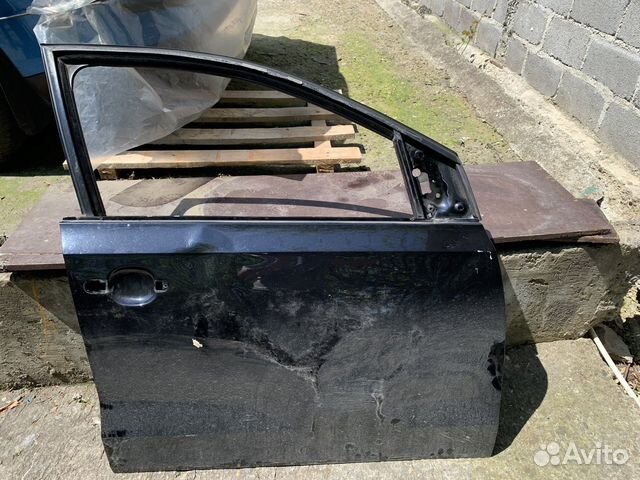 Правая передняя дверь