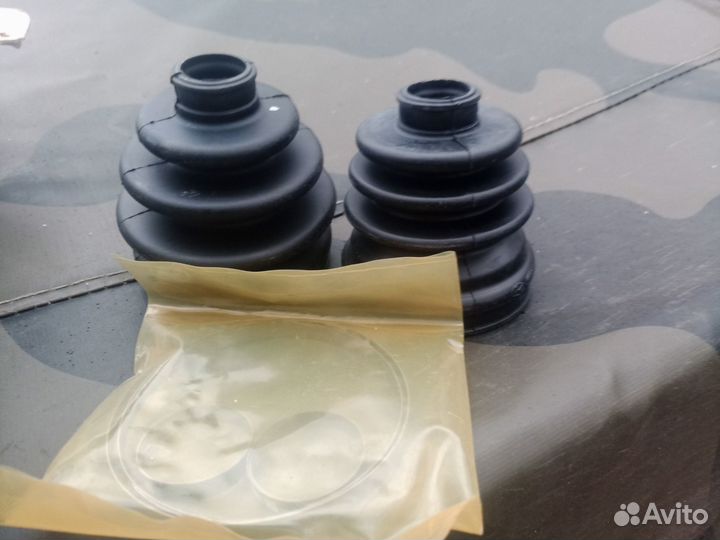 Пыльник шруса (к-кт) KIA carnival (1999-2005)