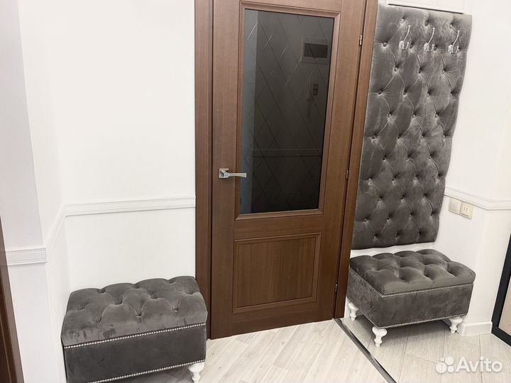 Вешалка настенная мягкая банкетки 2 шт