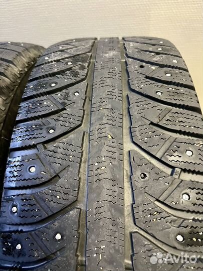 Bridgestone Ice Cruiser 7000 215/65 R16