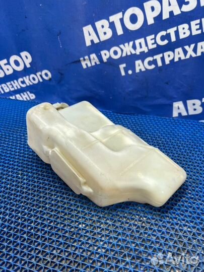 Бачок расширительный Honda Cr-V 1 внедорожник 1999