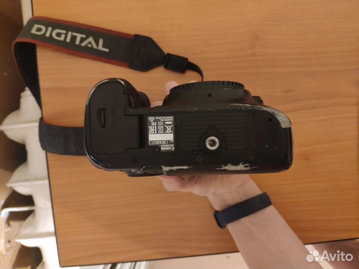 Зеркальный фотоаппарат Canon 5D mark iii