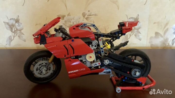 Lego Technic: 42093 + 42096 + 42110 + 42107