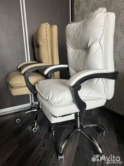 Офисное кресло (геймерское). Кресло для директора