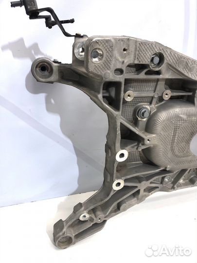 Подрамник передний range rover evoque