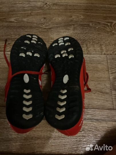 Футбольные бутсы 38 размера