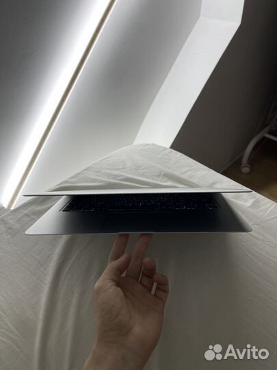 MacBook Air 13 2017 года покупки