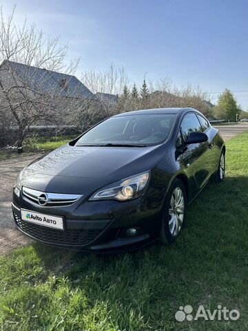 Opel Astra GTC 1.4 AT, 2013, 103 000 км с пробегом, цена 1450000 руб.