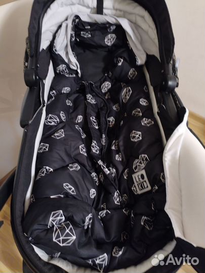 Зимний конверт в коляску leokid