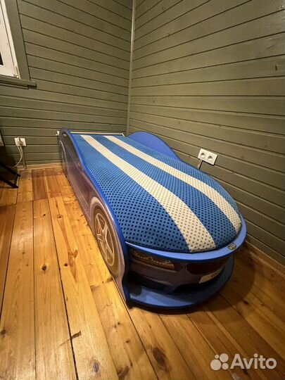 Кровать BMW