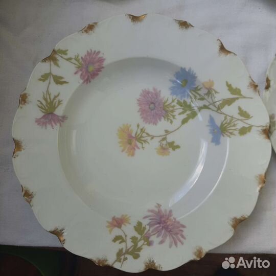 Антикварные тарелки,комплект