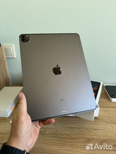 iPad Pro 12.9 m1 1tb + sim