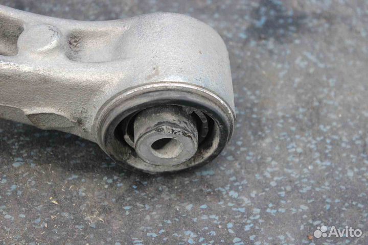 Рычаг Mercedes-Benz M-Class (Мерседес М-класс) W16