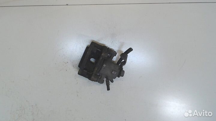 Суппорт Opel Zafira B, 2008