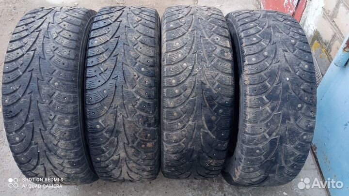 Hankook Winter I'Pike 215/60 R16 95T