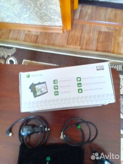 Навигатор navitel E700