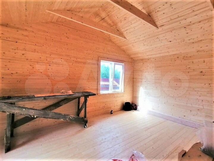 Дом 185,7 м² на участке 15,6 сот.