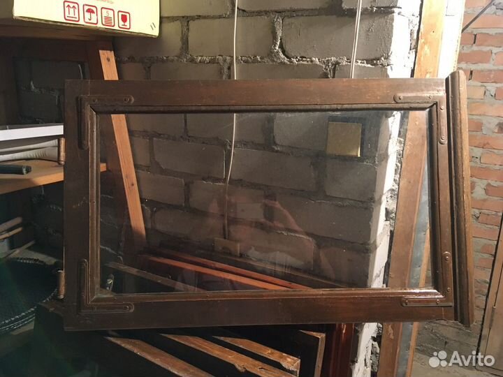 Окна балконные из дерева
