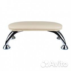 Подставка маникюрная на металл ножках