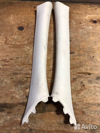 Обшивка стойки кузова передняя Mercedes-Benz