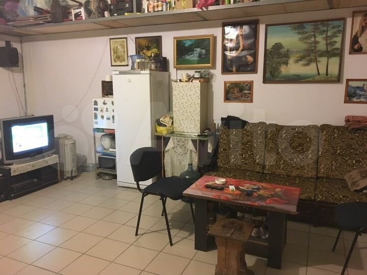 Гараж, > 30 м²