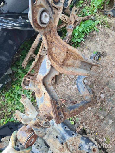 Подрамник задний Volvo S80 2 2.5 T 2012