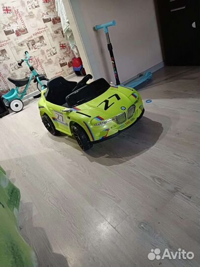 Детский электромобиль