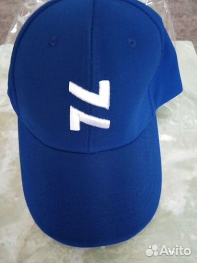 Бейсболка новая
