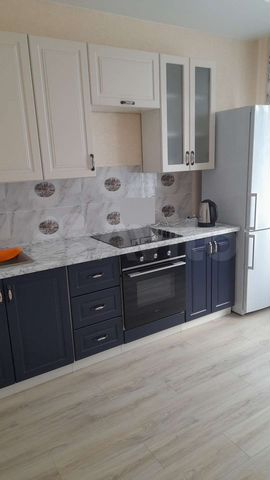 2-к. квартира, 63 м², 7/17 эт.