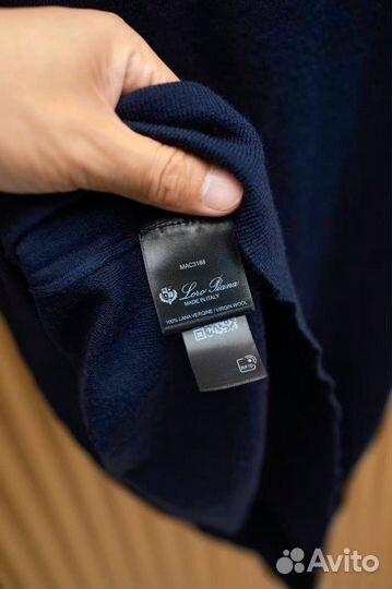 Легкий свитер Loro Piana