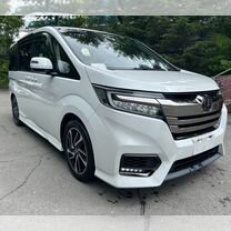 Honda Stepwgn 1.5 CVT, 2019, 64 000 км, с пробегом, цена 2 000 000 руб.