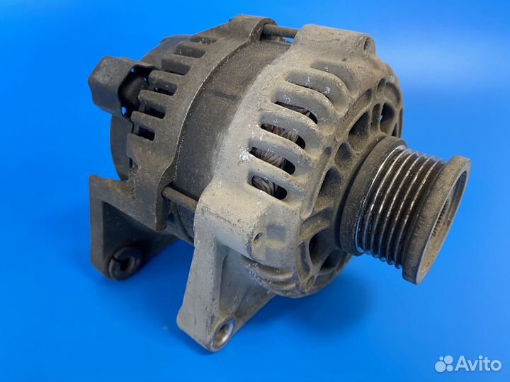 Генератор Opel Astra J P10 A16XER 2010 (б/у)