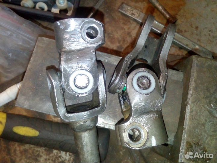 Втулки рулевого карданчика Лада Гранта