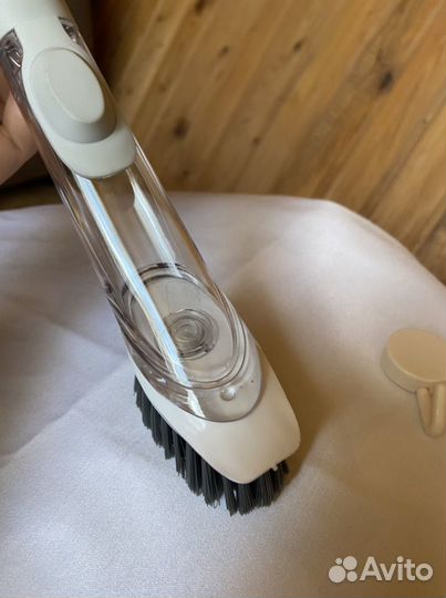 Щетка для мытья посуды