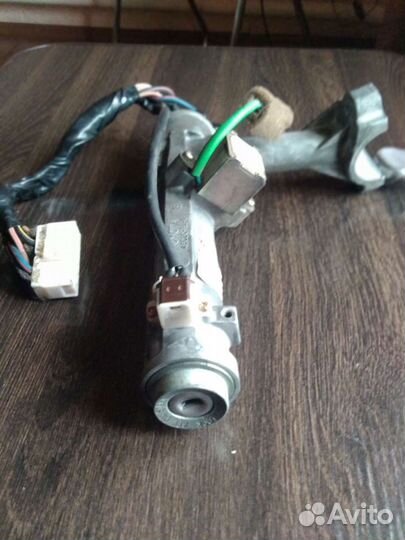 Замок зажигания камни виста sv 40 кузов г в 1997 с