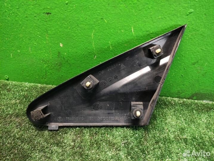 Накладка крыла переднего правого Honda Civic 5D