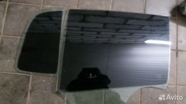 Рено Сандеро Симбол стекло двери