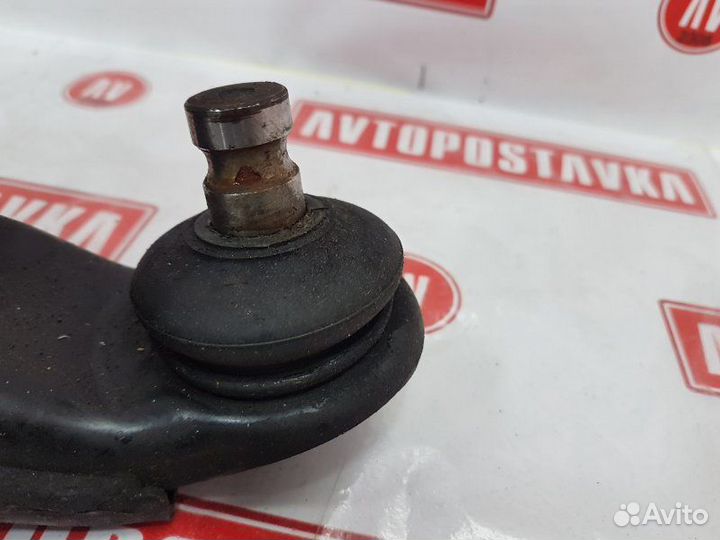 Рычаг подвески нижний передний правый Mitsubishi