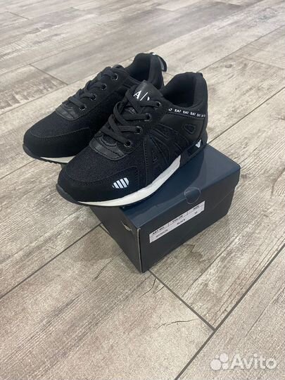 Кроссовки детские