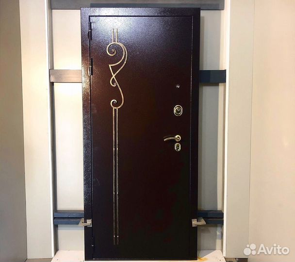 Дверь входная