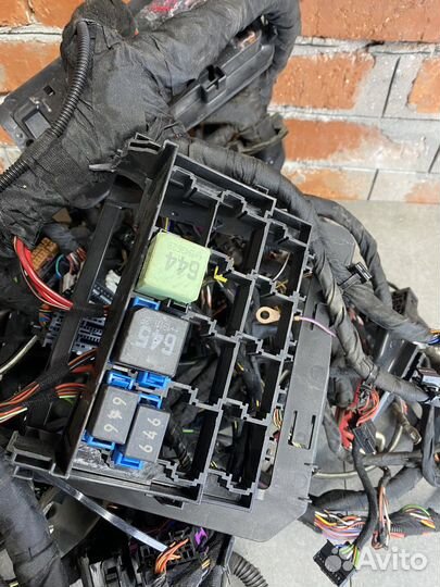 Блок предохранителей Skoda Rapid