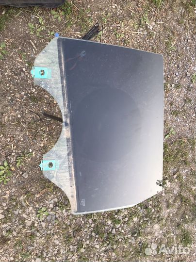 Стекло двери заднее левое туарег 1