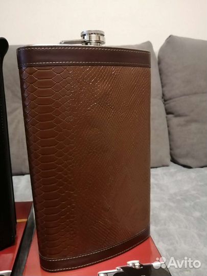 Фляжка подарочная большая 2 литра